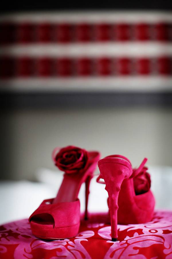 hot pink wedding shoes photo by destination wedding